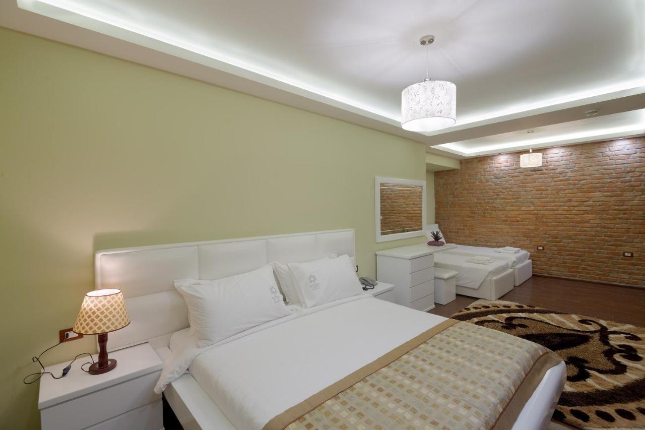 Casta Diva Hotel Korce Exterior photo